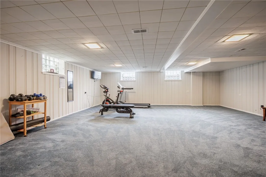 135 Coniston Drive, Brighton, New York 14610, Brighton, New York 14610, 3 Bedrooms Bedrooms, 7 Rooms Rooms,2 BathroomsBathrooms,Residential,For Sale,135 Coniston Drive, Brighton, New York 14610,0,R1670082