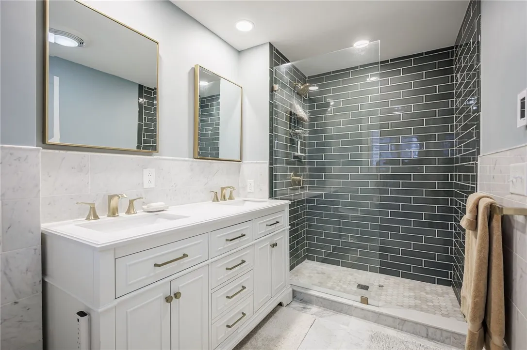 135 Coniston Drive, Brighton, New York 14610, Brighton, New York 14610, 3 Bedrooms Bedrooms, 7 Rooms Rooms,2 BathroomsBathrooms,Residential,For Sale,135 Coniston Drive, Brighton, New York 14610,0,R1670082