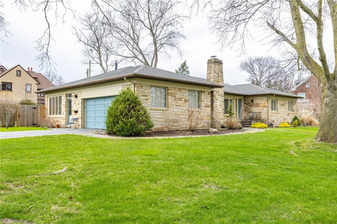 135 Coniston Drive, Brighton, New York 14610, Brighton, New York 14610, 3 Bedrooms Bedrooms, 7 Rooms Rooms,2 BathroomsBathrooms,Residential,For Sale,135 Coniston Drive, Brighton, New York 14610,0,R1670082