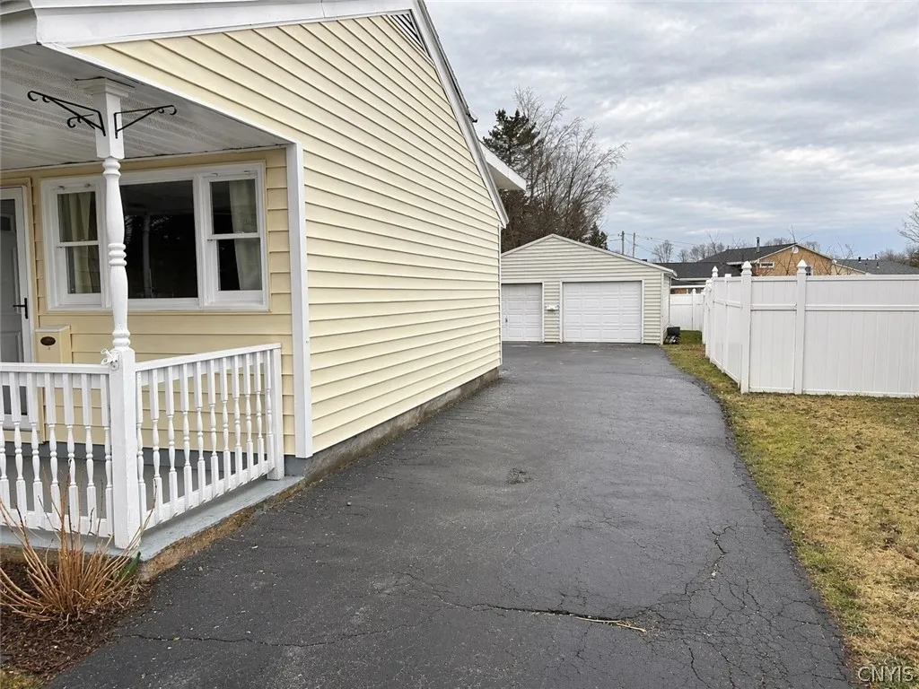 114 Colonel Drive, Rome, New York 13440, Rome, New York 13440, 3 Bedrooms Bedrooms, 9 Rooms Rooms,1 BathroomBathrooms,Residential,For Sale,114 Colonel Drive, Rome, New York 13440,0,S1673479