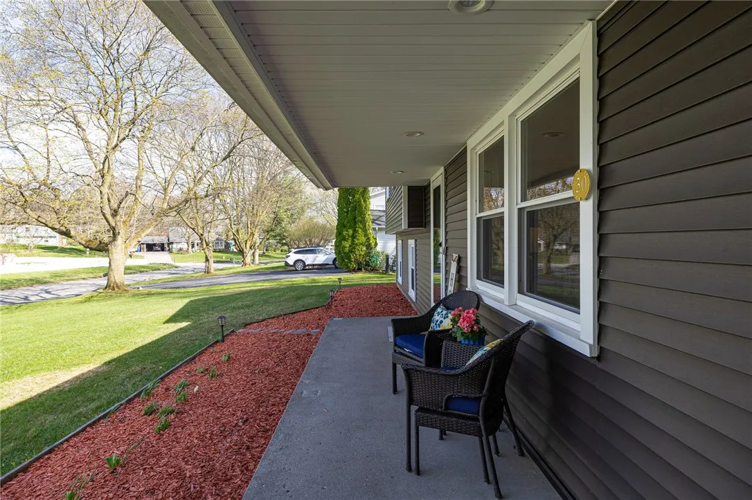 30 Stuyvesant Road, Pittsford, New York 14534, Pittsford, New York 14534, 4 Bedrooms Bedrooms, 7 Rooms Rooms,2 BathroomsBathrooms,Residential,For Sale,30 Stuyvesant Road, Pittsford, New York 14534,0,R1671363