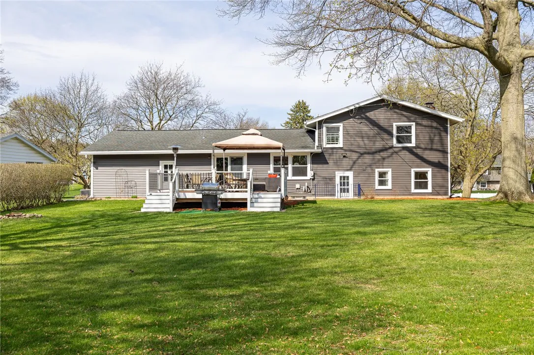 30 Stuyvesant Road, Pittsford, New York 14534, Pittsford, New York 14534, 4 Bedrooms Bedrooms, 7 Rooms Rooms,2 BathroomsBathrooms,Residential,For Sale,30 Stuyvesant Road, Pittsford, New York 14534,0,R1671363