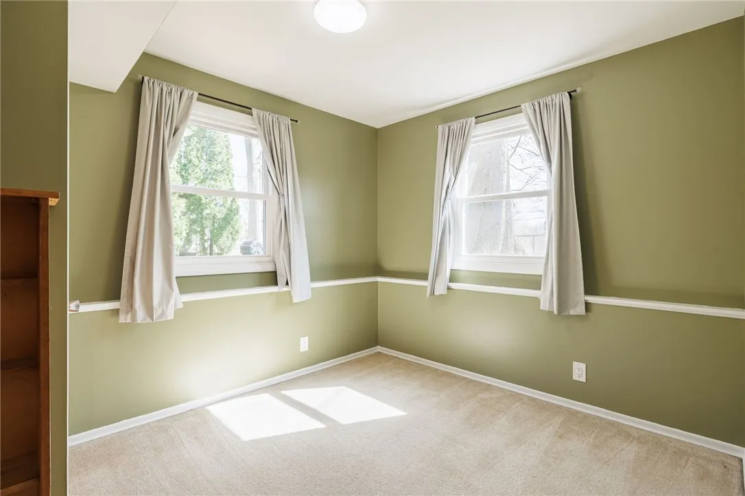 30 Stuyvesant Road, Pittsford, New York 14534, Pittsford, New York 14534, 4 Bedrooms Bedrooms, 7 Rooms Rooms,2 BathroomsBathrooms,Residential,For Sale,30 Stuyvesant Road, Pittsford, New York 14534,0,R1671363