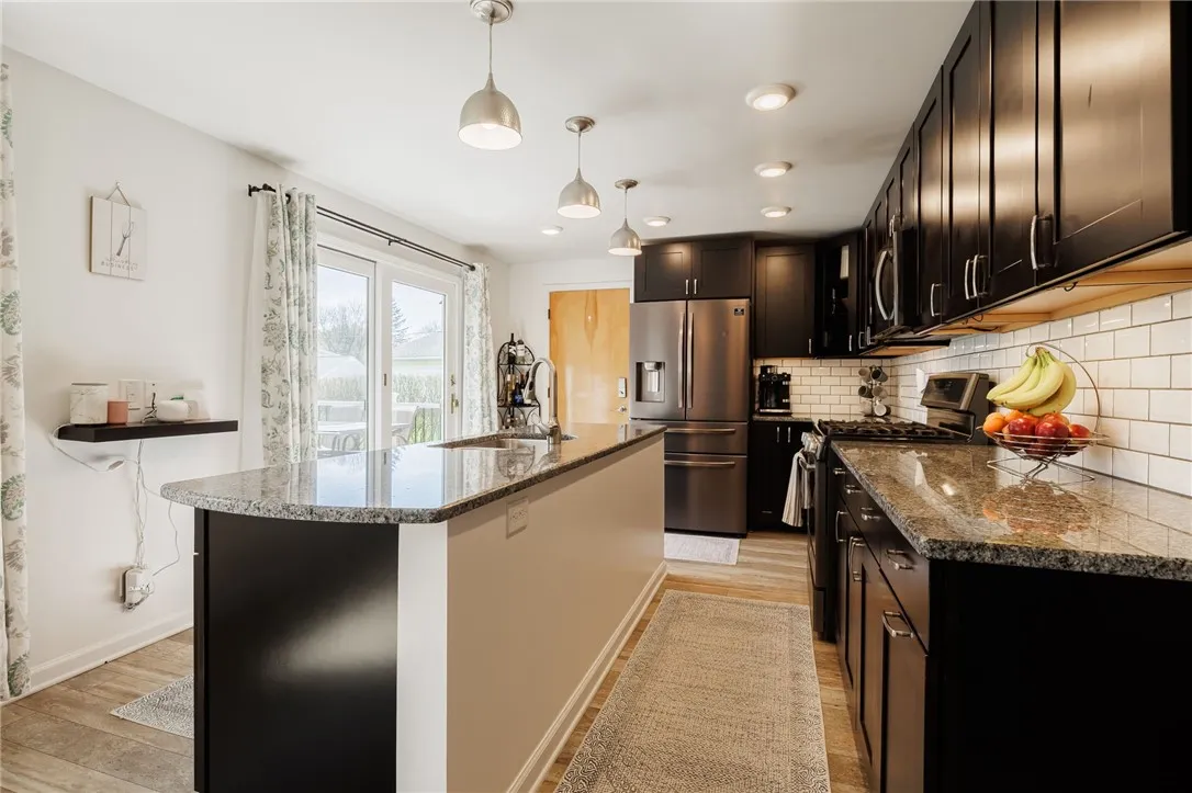 30 Stuyvesant Road, Pittsford, New York 14534, Pittsford, New York 14534, 4 Bedrooms Bedrooms, 7 Rooms Rooms,2 BathroomsBathrooms,Residential,For Sale,30 Stuyvesant Road, Pittsford, New York 14534,0,R1671363