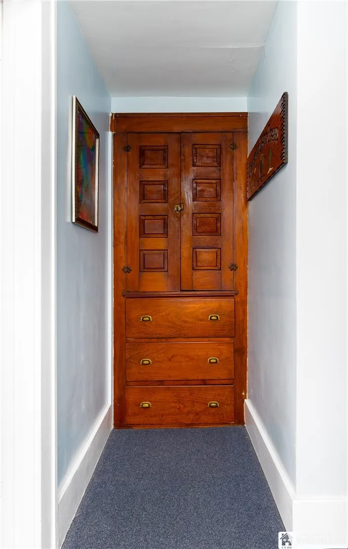 102 Center Street, Pomfret, New York 14063, Pomfret, New York 14063, 5 Bedrooms Bedrooms, 10 Rooms Rooms,2 BathroomsBathrooms,Residential,For Sale,102 Center Street, Pomfret, New York 14063,0,R1669112