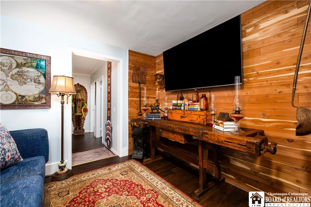 102 Center Street, Pomfret, New York 14063, Pomfret, New York 14063, 5 Bedrooms Bedrooms, 10 Rooms Rooms,2 BathroomsBathrooms,Residential,For Sale,102 Center Street, Pomfret, New York 14063,0,R1669112