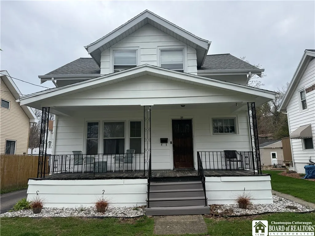 28 Cleveland Avenue, Pomfret, New York 14063, Pomfret, New York 14063, 3 Bedroom Bedrooms, 6 Room Rooms,1 BathroomBathrooms,Residential,For Sale,28 Cleveland Avenue, Pomfret, New York 14063,0,R1673259