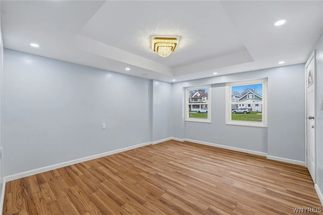 6 Palos Place, Buffalo, New York 14215, Buffalo, New York 14215, 6 Bedrooms Bedrooms, ,3 BathroomsBathrooms,Residential,For Sale,6 Palos Place, Buffalo, New York 14215,0,B1673717