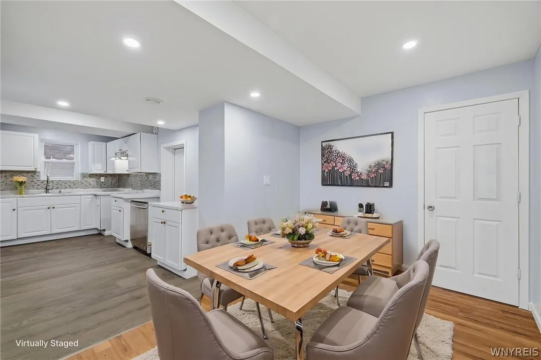 6 Palos Place, Buffalo, New York 14215, Buffalo, New York 14215, 6 Bedrooms Bedrooms, ,3 BathroomsBathrooms,Residential,For Sale,6 Palos Place, Buffalo, New York 14215,0,B1673717