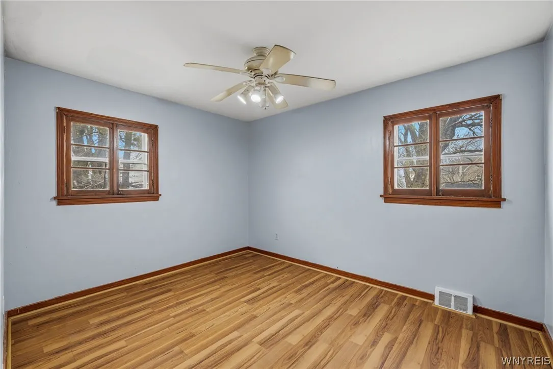 6 Palos Place, Buffalo, New York 14215, Buffalo, New York 14215, 6 Bedrooms Bedrooms, ,3 BathroomsBathrooms,Residential,For Sale,6 Palos Place, Buffalo, New York 14215,0,B1673717
