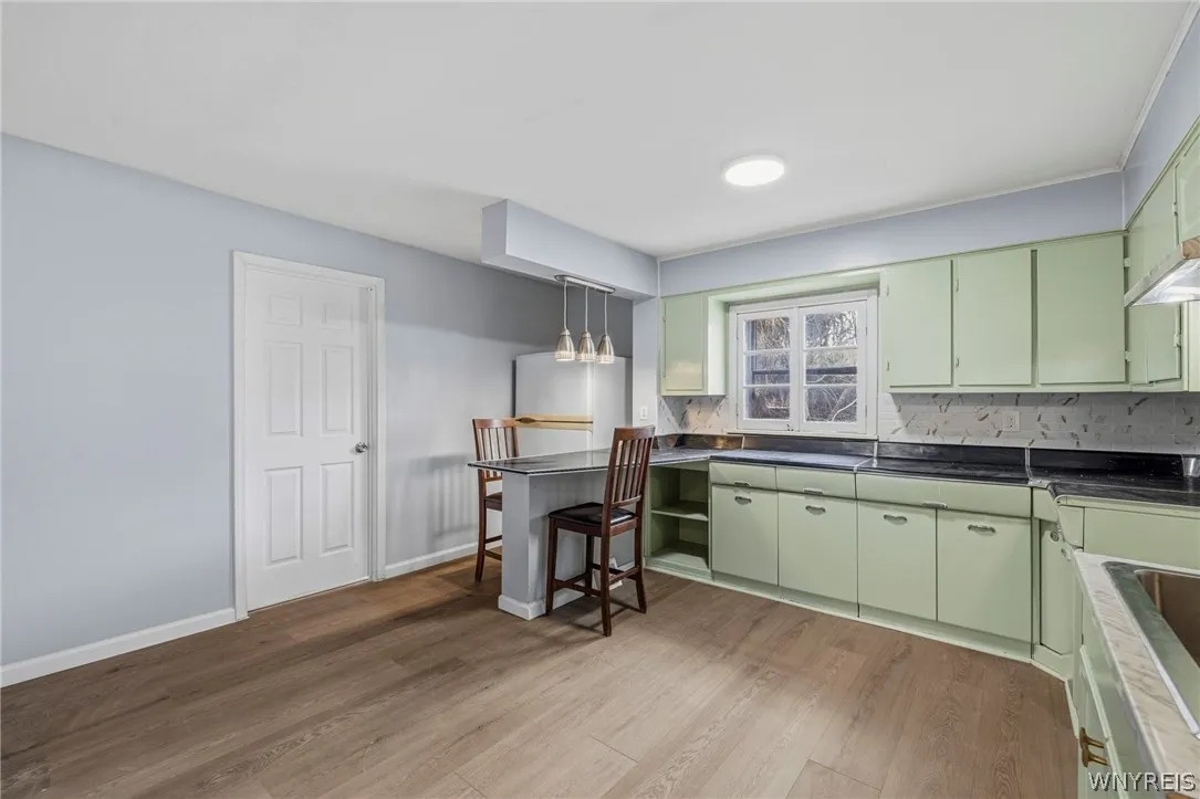 6 Palos Place, Buffalo, New York 14215, Buffalo, New York 14215, 6 Bedrooms Bedrooms, ,3 BathroomsBathrooms,Residential,For Sale,6 Palos Place, Buffalo, New York 14215,0,B1673717