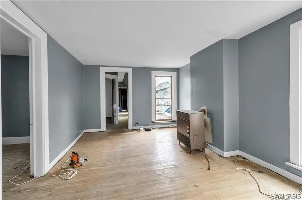 99 Lakeview Avenue, Buffalo, New York 14201, Buffalo, New York 14201, 6 Bedrooms Bedrooms, ,2 BathroomsBathrooms,Residential,For Sale,99 Lakeview Avenue, Buffalo, New York 14201,0,B1672320