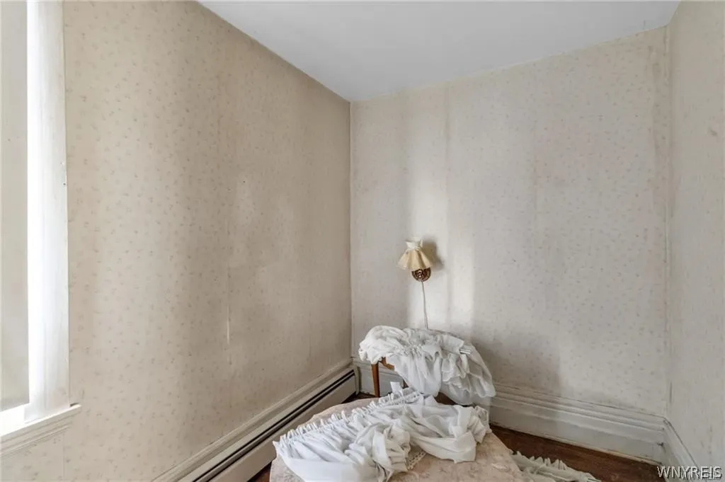 99 Lakeview Avenue, Buffalo, New York 14201, Buffalo, New York 14201, 6 Bedrooms Bedrooms, ,2 BathroomsBathrooms,Residential,For Sale,99 Lakeview Avenue, Buffalo, New York 14201,0,B1672320