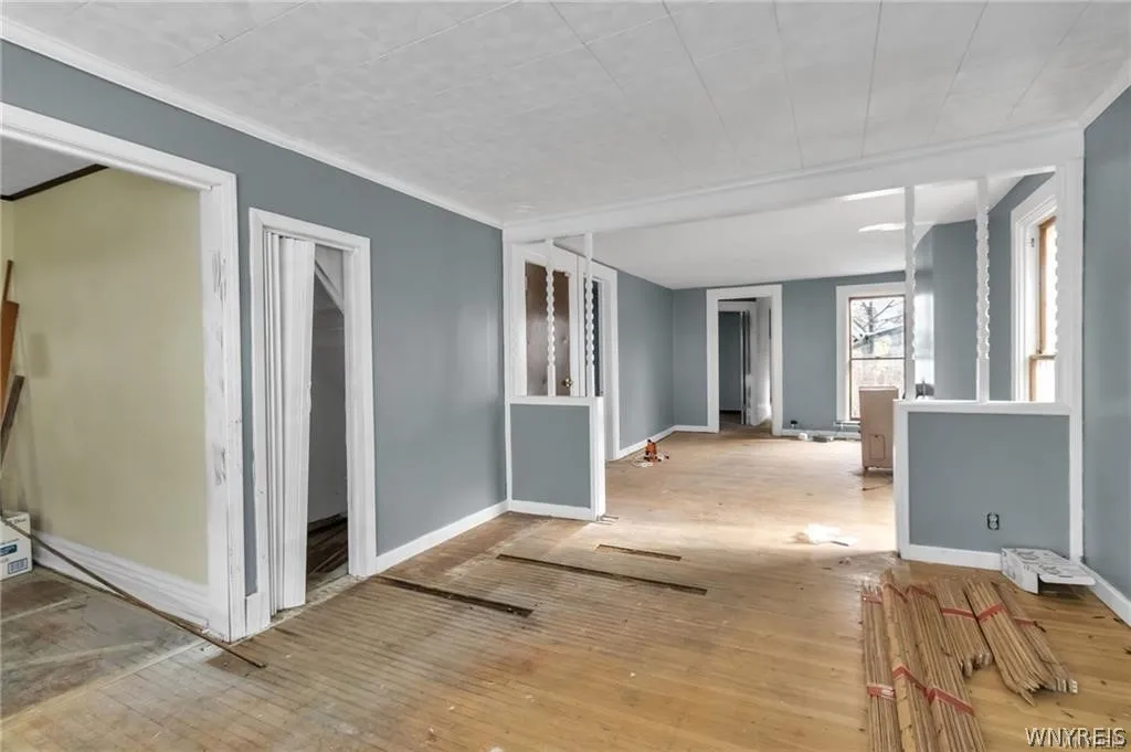 99 Lakeview Avenue, Buffalo, New York 14201, Buffalo, New York 14201, 6 Bedrooms Bedrooms, ,2 BathroomsBathrooms,Residential,For Sale,99 Lakeview Avenue, Buffalo, New York 14201,0,B1672320