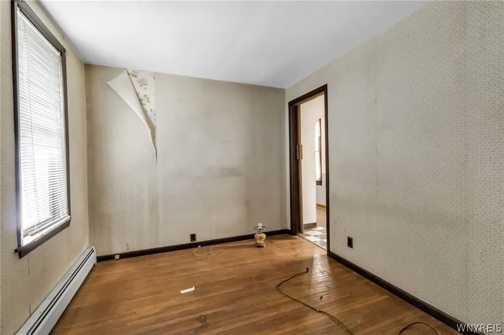 99 Lakeview Avenue, Buffalo, New York 14201, Buffalo, New York 14201, 6 Bedrooms Bedrooms, ,2 BathroomsBathrooms,Residential,For Sale,99 Lakeview Avenue, Buffalo, New York 14201,0,B1672320