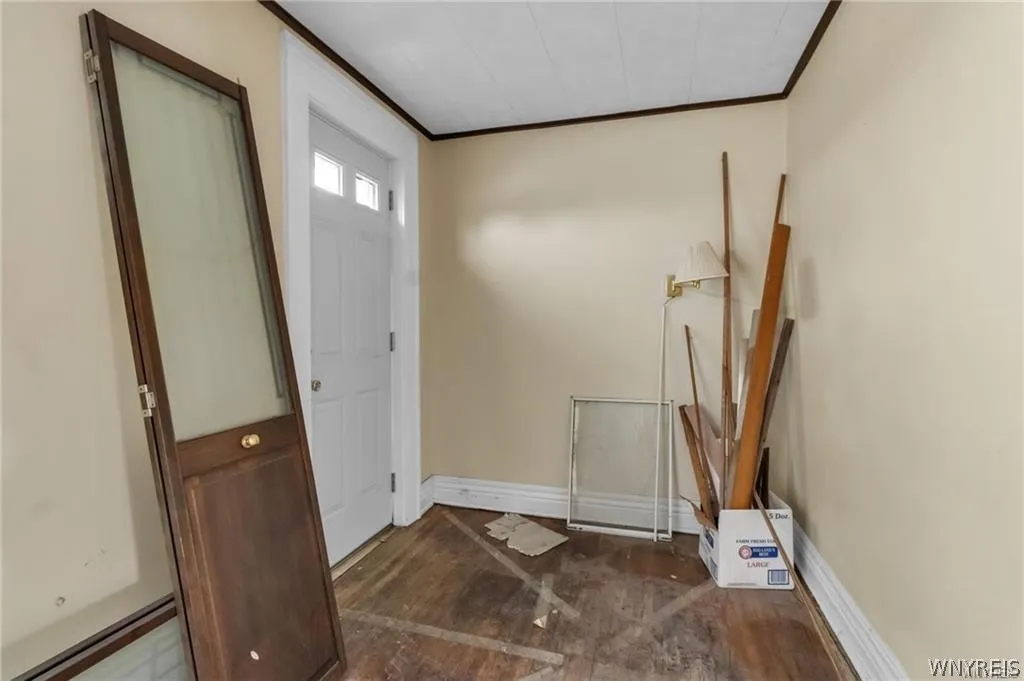 99 Lakeview Avenue, Buffalo, New York 14201, Buffalo, New York 14201, 6 Bedrooms Bedrooms, ,2 BathroomsBathrooms,Residential,For Sale,99 Lakeview Avenue, Buffalo, New York 14201,0,B1672320