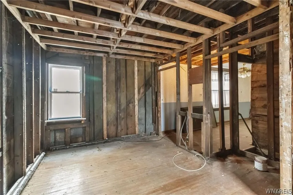 99 Lakeview Avenue, Buffalo, New York 14201, Buffalo, New York 14201, 6 Bedrooms Bedrooms, ,2 BathroomsBathrooms,Residential,For Sale,99 Lakeview Avenue, Buffalo, New York 14201,0,B1672320