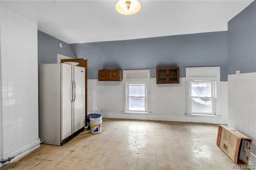 99 Lakeview Avenue, Buffalo, New York 14201, Buffalo, New York 14201, 6 Bedrooms Bedrooms, ,2 BathroomsBathrooms,Residential,For Sale,99 Lakeview Avenue, Buffalo, New York 14201,0,B1672320