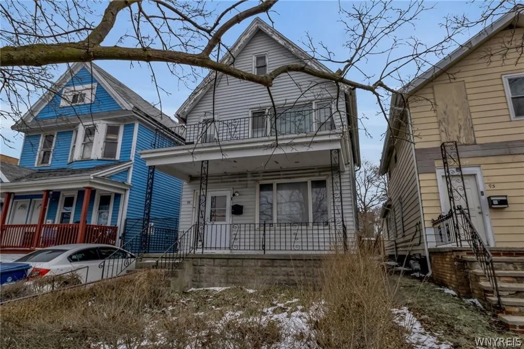 99 Lakeview Avenue, Buffalo, New York 14201, Buffalo, New York 14201, 6 Bedrooms Bedrooms, ,2 BathroomsBathrooms,Residential,For Sale,99 Lakeview Avenue, Buffalo, New York 14201,0,B1672320