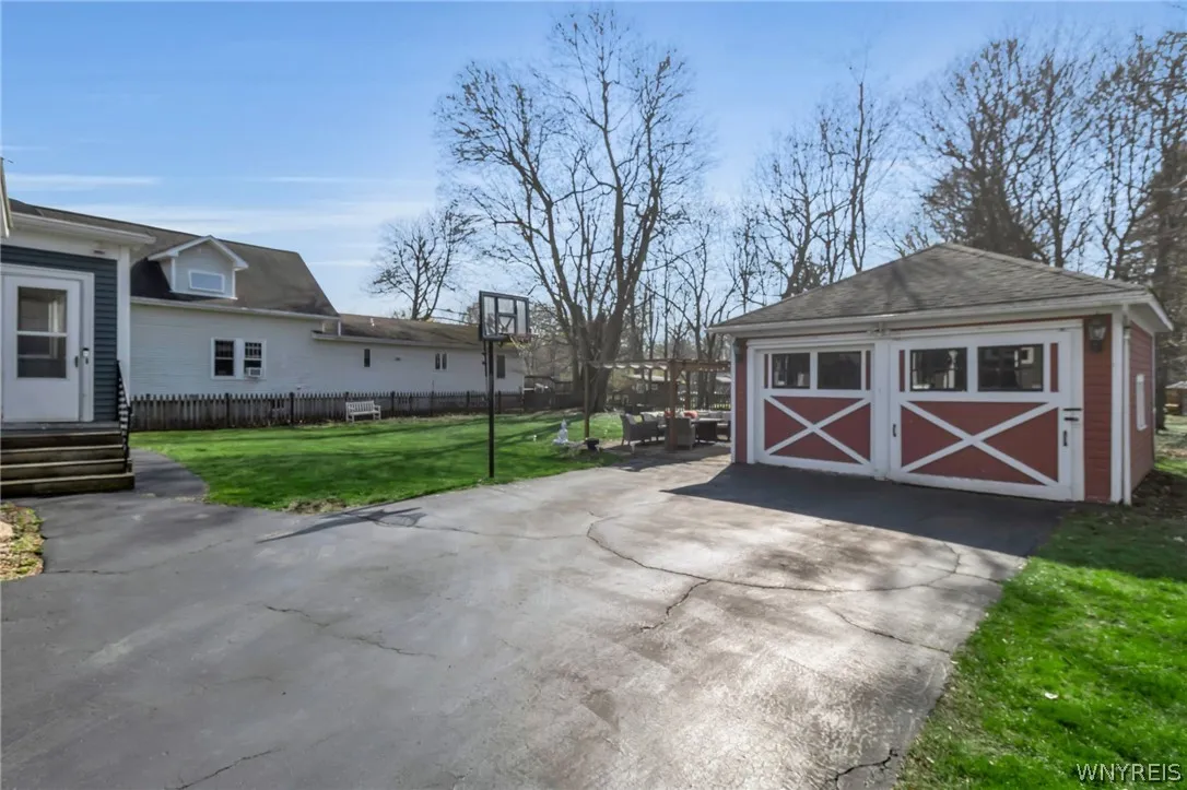 69 Pfohl Place, Amherst, New York 14221, Amherst, New York 14221, 4 Bedrooms Bedrooms, 8 Rooms Rooms,2 BathroomsBathrooms,Residential,For Sale,69 Pfohl Place, Amherst, New York 14221,0,B1673463