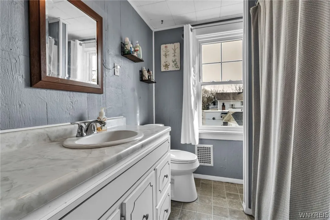 69 Pfohl Place, Amherst, New York 14221, Amherst, New York 14221, 4 Bedrooms Bedrooms, 8 Rooms Rooms,2 BathroomsBathrooms,Residential,For Sale,69 Pfohl Place, Amherst, New York 14221,0,B1673463