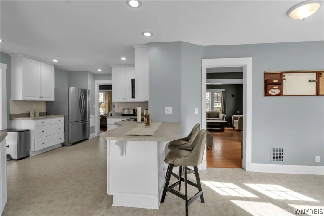 69 Pfohl Place, Amherst, New York 14221, Amherst, New York 14221, 4 Bedrooms Bedrooms, 8 Rooms Rooms,2 BathroomsBathrooms,Residential,For Sale,69 Pfohl Place, Amherst, New York 14221,0,B1673463