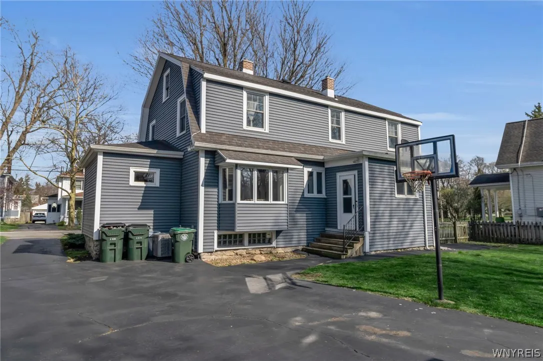 69 Pfohl Place, Amherst, New York 14221, Amherst, New York 14221, 4 Bedrooms Bedrooms, 8 Rooms Rooms,2 BathroomsBathrooms,Residential,For Sale,69 Pfohl Place, Amherst, New York 14221,0,B1673463