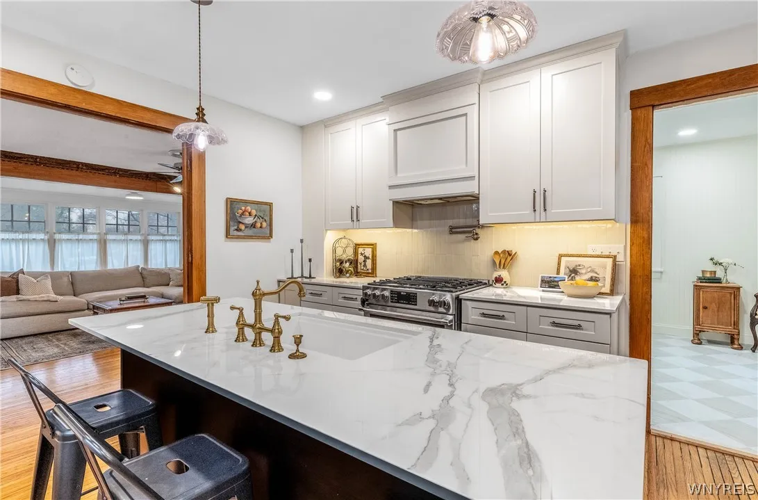 24 Highland Drive, Amherst, New York 14221, Amherst, New York 14221, 3 Bedrooms Bedrooms, 7 Rooms Rooms,1 BathroomBathrooms,Residential,For Sale,24 Highland Drive, Amherst, New York 14221,0,B1673573