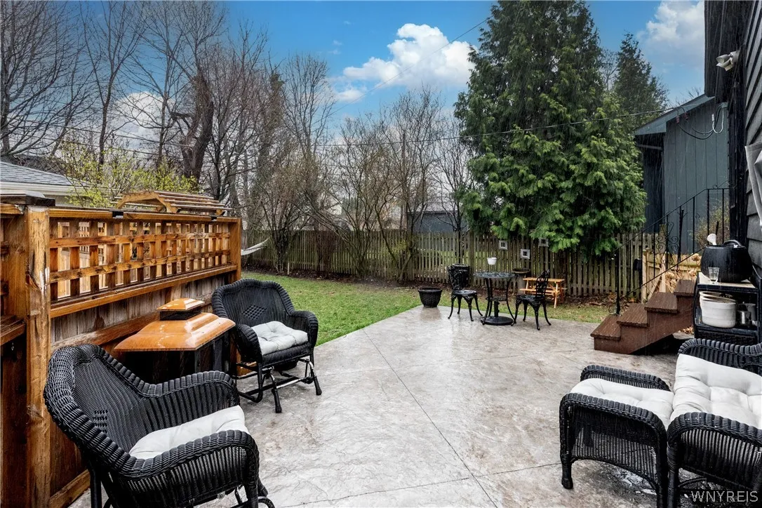 24 Highland Drive, Amherst, New York 14221, Amherst, New York 14221, 3 Bedrooms Bedrooms, 7 Rooms Rooms,1 BathroomBathrooms,Residential,For Sale,24 Highland Drive, Amherst, New York 14221,0,B1673573