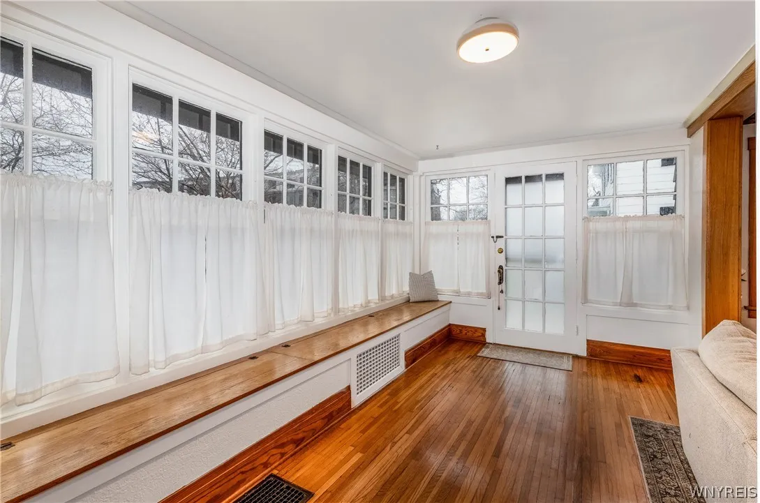 24 Highland Drive, Amherst, New York 14221, Amherst, New York 14221, 3 Bedrooms Bedrooms, 7 Rooms Rooms,1 BathroomBathrooms,Residential,For Sale,24 Highland Drive, Amherst, New York 14221,0,B1673573