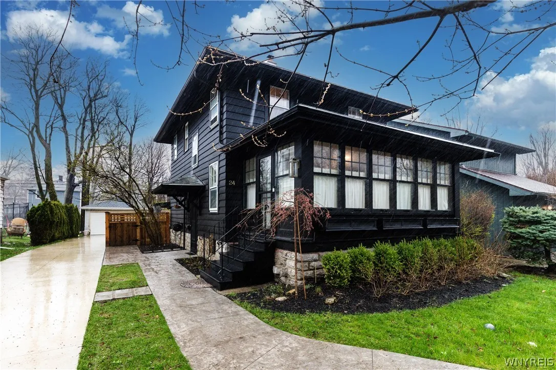 24 Highland Drive, Amherst, New York 14221, Amherst, New York 14221, 3 Bedrooms Bedrooms, 7 Rooms Rooms,1 BathroomBathrooms,Residential,For Sale,24 Highland Drive, Amherst, New York 14221,0,B1673573