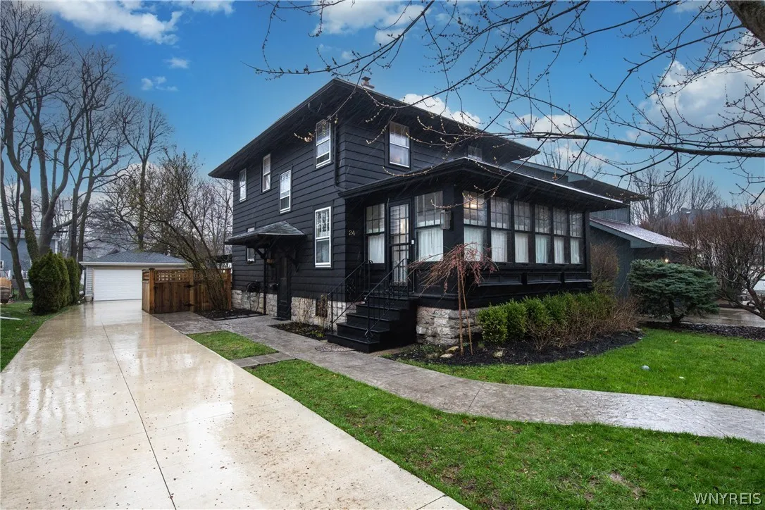 24 Highland Drive, Amherst, New York 14221, Amherst, New York 14221, 3 Bedrooms Bedrooms, 7 Rooms Rooms,1 BathroomBathrooms,Residential,For Sale,24 Highland Drive, Amherst, New York 14221,0,B1673573