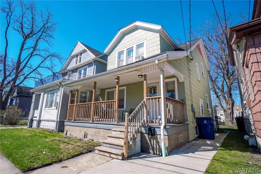 602 Hopkins Street, Buffalo, New York 14220, Buffalo, New York 14220, 3 Bedrooms Bedrooms, 6 Rooms Rooms,1 BathroomBathrooms,Residential,For Sale,602 Hopkins Street, Buffalo, New York 14220,0,B1673860