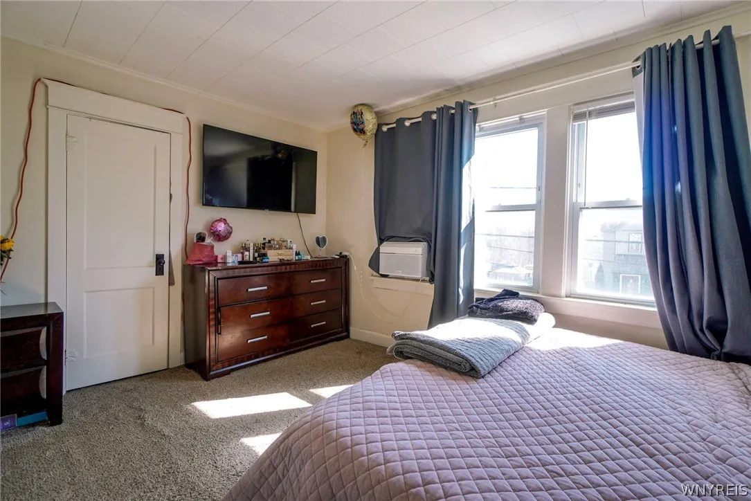 602 Hopkins Street, Buffalo, New York 14220, Buffalo, New York 14220, 3 Bedrooms Bedrooms, 6 Rooms Rooms,1 BathroomBathrooms,Residential,For Sale,602 Hopkins Street, Buffalo, New York 14220,0,B1673860