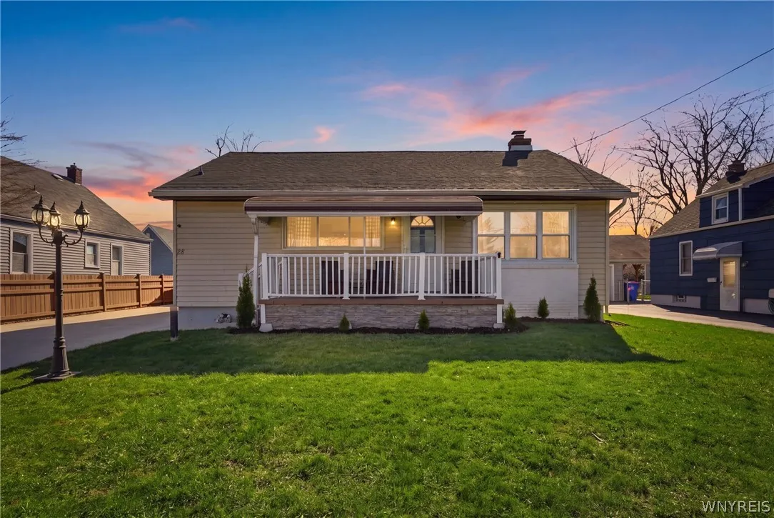 28 Covington Drive, West Seneca, New York 14220, West Seneca, New York 14220, 5 Bedrooms Bedrooms, 6 Rooms Rooms,2 BathroomsBathrooms,Residential,Closed,28 Covington Drive, West Seneca, New York 14220,0,B1667950