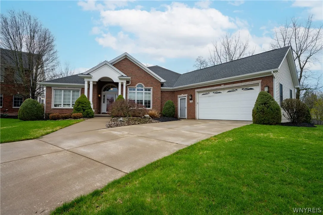 71 Rubino Court, Amherst, New York 14221, Amherst, New York 14221, 3 Bedrooms Bedrooms, 11 Rooms Rooms,2 BathroomsBathrooms,Residential,For Sale,71 Rubino Court, Amherst, New York 14221,0,B1672876