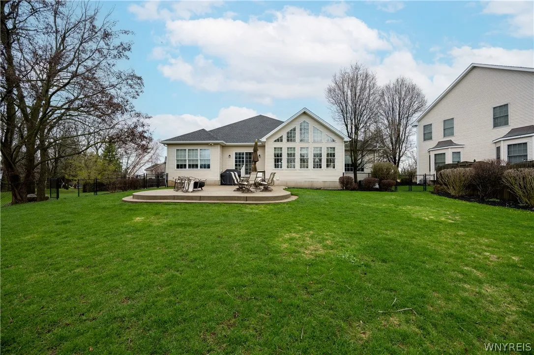71 Rubino Court, Amherst, New York 14221, Amherst, New York 14221, 3 Bedrooms Bedrooms, 11 Rooms Rooms,2 BathroomsBathrooms,Residential,For Sale,71 Rubino Court, Amherst, New York 14221,0,B1672876