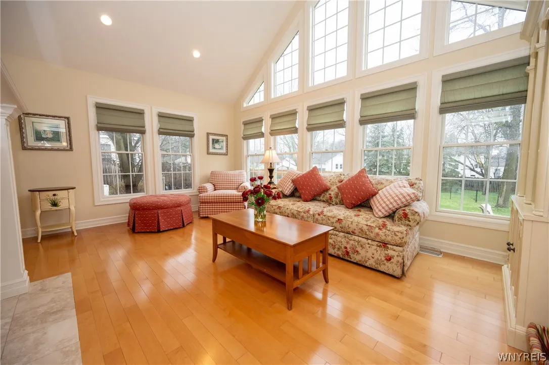71 Rubino Court, Amherst, New York 14221, Amherst, New York 14221, 3 Bedrooms Bedrooms, 11 Rooms Rooms,2 BathroomsBathrooms,Residential,For Sale,71 Rubino Court, Amherst, New York 14221,0,B1672876