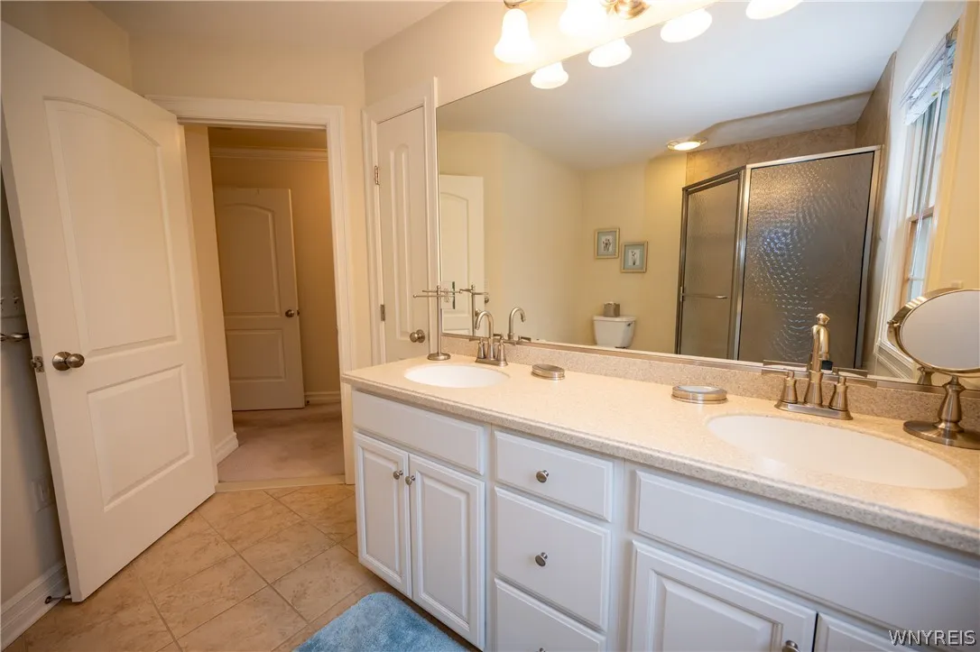 71 Rubino Court, Amherst, New York 14221, Amherst, New York 14221, 3 Bedrooms Bedrooms, 11 Rooms Rooms,2 BathroomsBathrooms,Residential,For Sale,71 Rubino Court, Amherst, New York 14221,0,B1672876