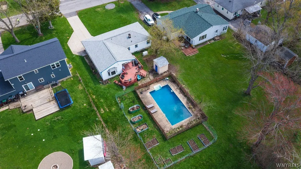 30 Errington Terrace, Orchard Park, New York 14127, Orchard Park, New York 14127, 3 Bedrooms Bedrooms, 6 Rooms Rooms,1 BathroomBathrooms,Residential,For Sale,30 Errington Terrace, Orchard Park, New York 14127,0,B1673343