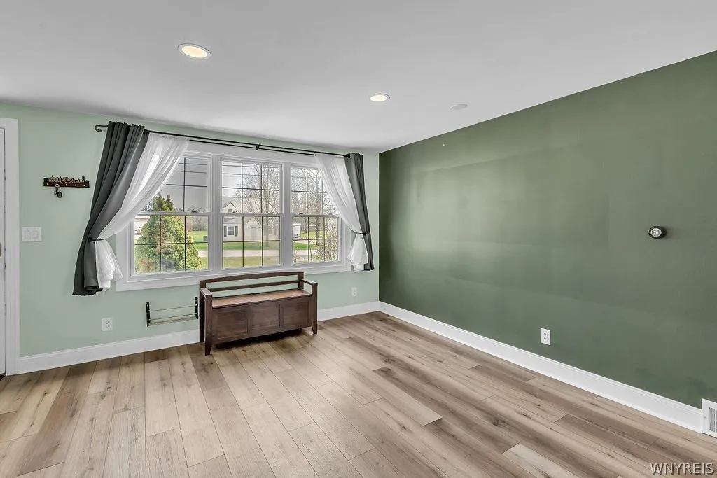 30 Errington Terrace, Orchard Park, New York 14127, Orchard Park, New York 14127, 3 Bedrooms Bedrooms, 6 Rooms Rooms,1 BathroomBathrooms,Residential,For Sale,30 Errington Terrace, Orchard Park, New York 14127,0,B1673343