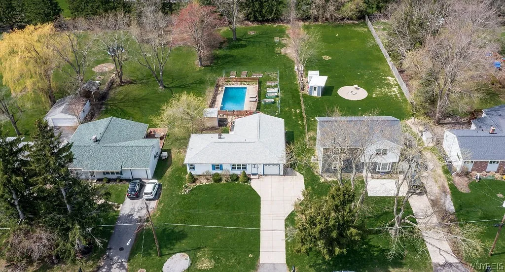 30 Errington Terrace, Orchard Park, New York 14127, Orchard Park, New York 14127, 3 Bedrooms Bedrooms, 6 Rooms Rooms,1 BathroomBathrooms,Residential,For Sale,30 Errington Terrace, Orchard Park, New York 14127,0,B1673343