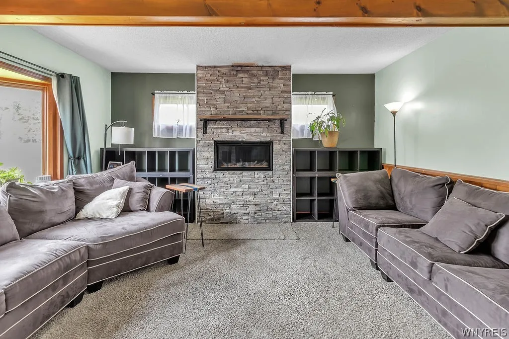 30 Errington Terrace, Orchard Park, New York 14127, Orchard Park, New York 14127, 3 Bedrooms Bedrooms, 6 Rooms Rooms,1 BathroomBathrooms,Residential,For Sale,30 Errington Terrace, Orchard Park, New York 14127,0,B1673343