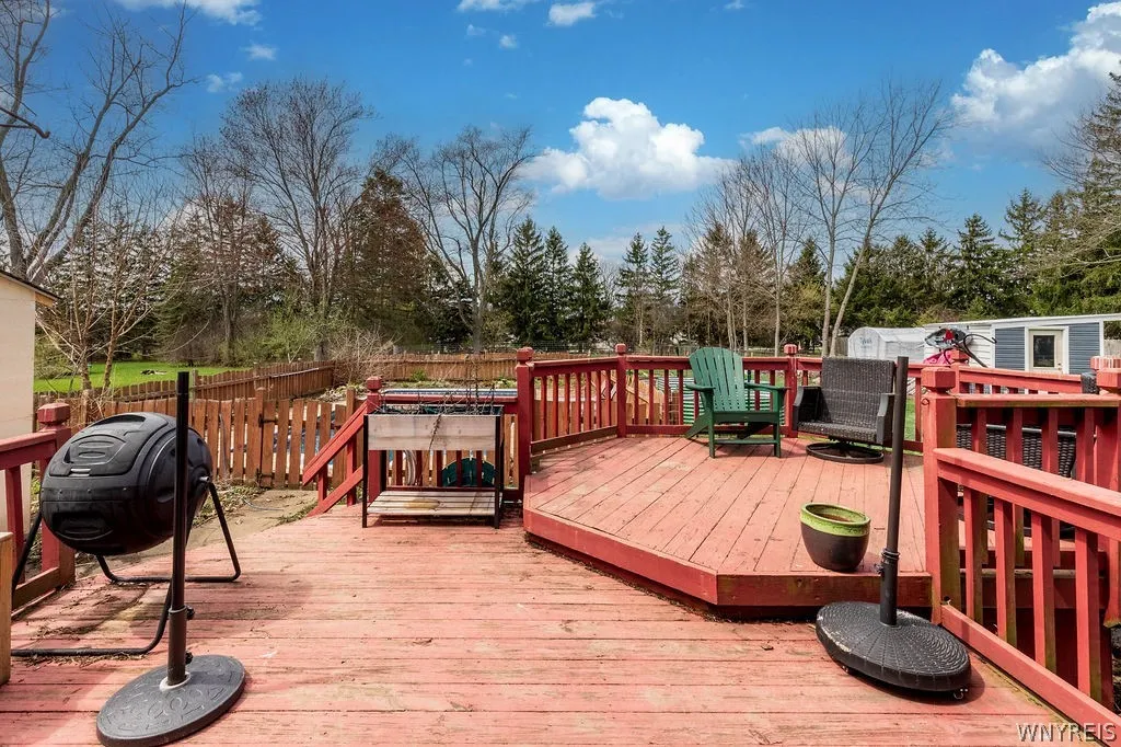 Deck exits to deep yard