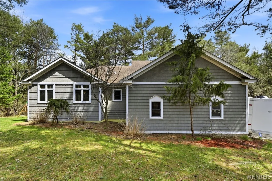 511 Bowen Road, Elma, New York 14052, Elma, New York 14052, 3 Bedrooms Bedrooms, 7 Rooms Rooms,2 BathroomsBathrooms,Residential,Closed,511 Bowen Road, Elma, New York 14052,0,B1673916