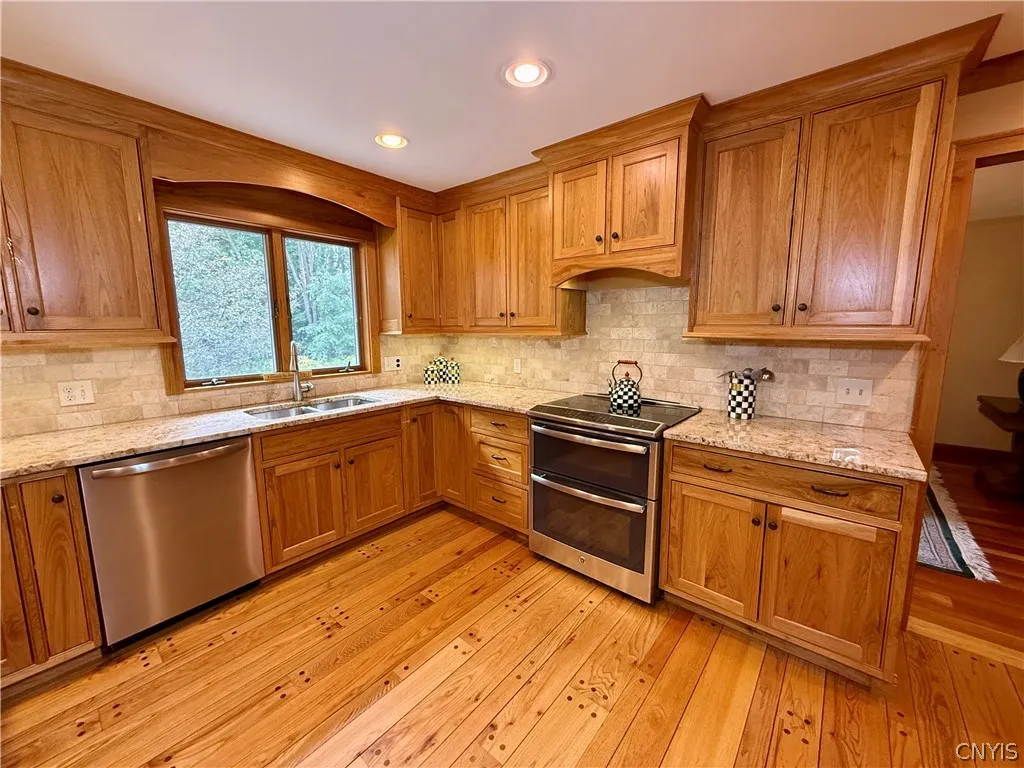 2600 Ballina Road, Cazenovia, New York 13035, Cazenovia, New York 13035, 5 Bedrooms Bedrooms, 14 Rooms Rooms,4 BathroomsBathrooms,Residential,For Sale,2600 Ballina Road, Cazenovia, New York 13035,0,S1672610