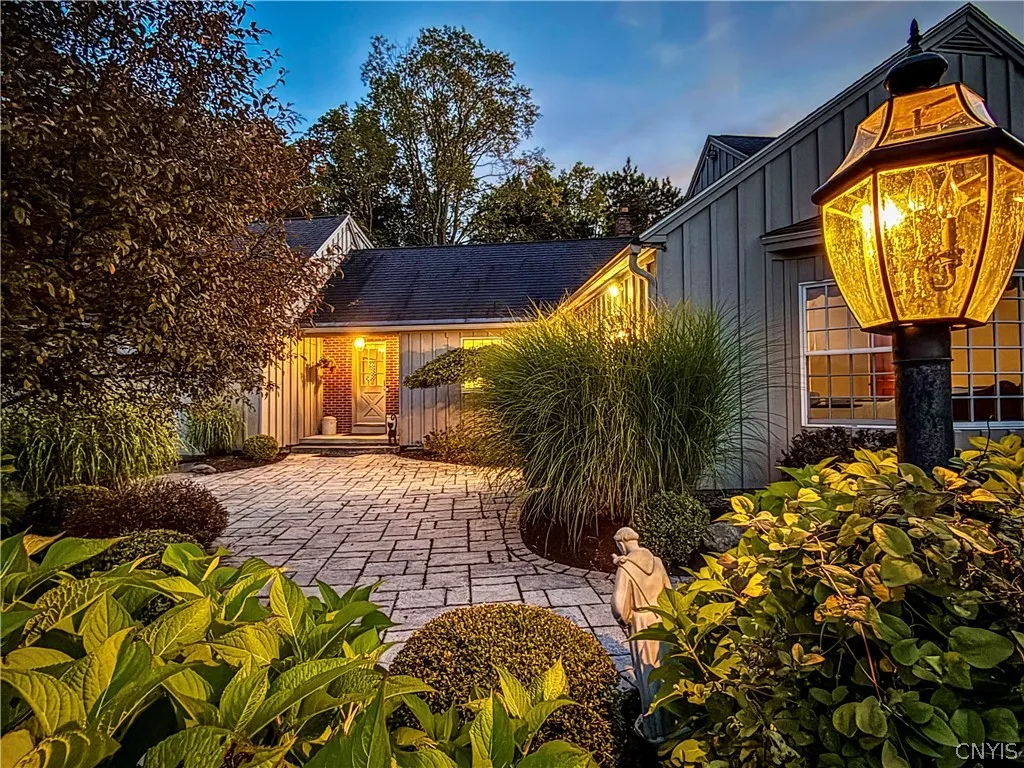 2600 Ballina Road, Cazenovia, New York 13035, Cazenovia, New York 13035, 5 Bedrooms Bedrooms, 14 Rooms Rooms,4 BathroomsBathrooms,Residential,For Sale,2600 Ballina Road, Cazenovia, New York 13035,0,S1672610
