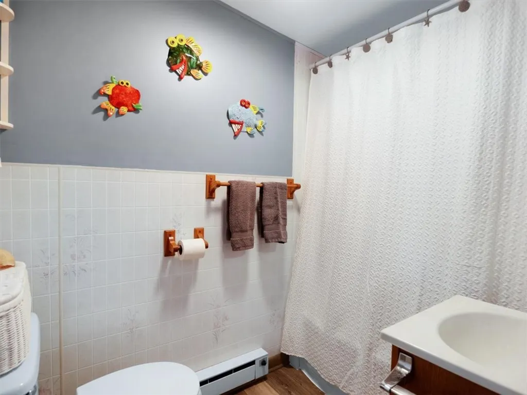 10340 Oregon Avenue, Wolcott, New York 14590, Wolcott, New York 14590, 2 Bedroom Bedrooms, 2 Room Rooms,1 BathroomBathrooms,Residential,For Sale,10340 Oregon Avenue, Wolcott, New York 14590,0,R1673544