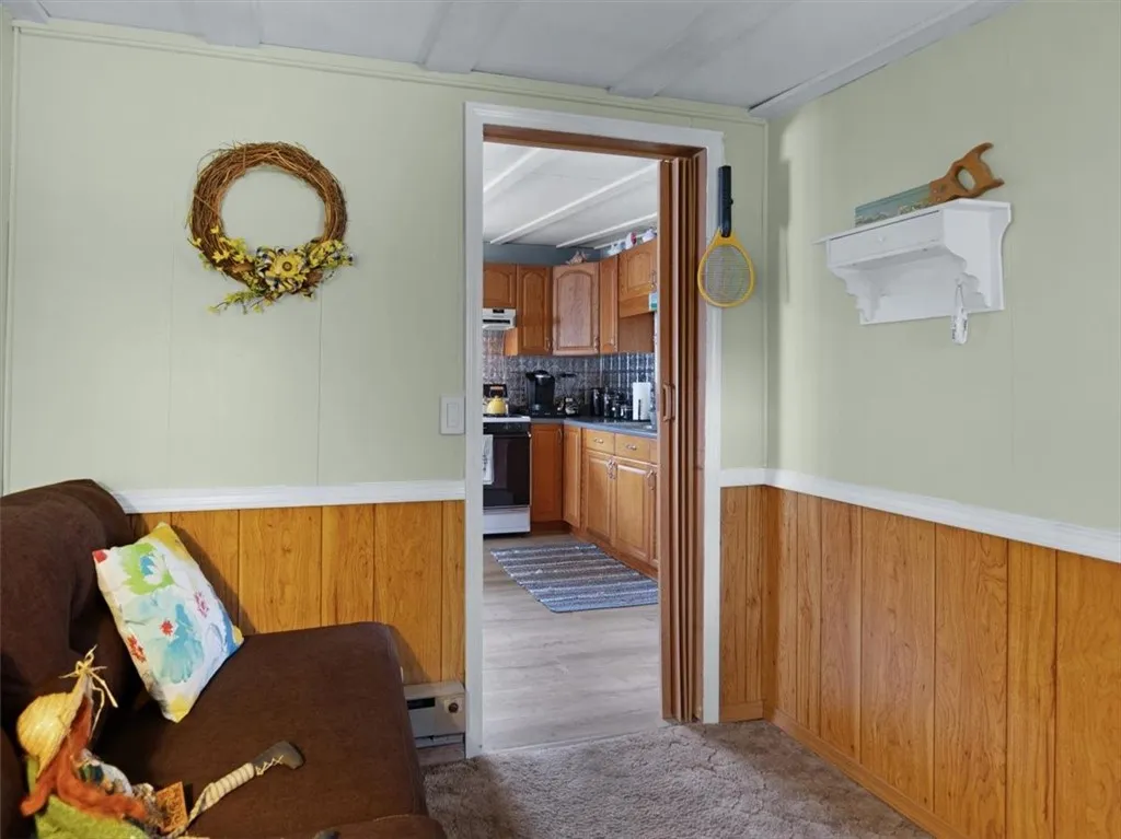 10340 Oregon Avenue, Wolcott, New York 14590, Wolcott, New York 14590, 2 Bedroom Bedrooms, 2 Room Rooms,1 BathroomBathrooms,Residential,For Sale,10340 Oregon Avenue, Wolcott, New York 14590,0,R1673544