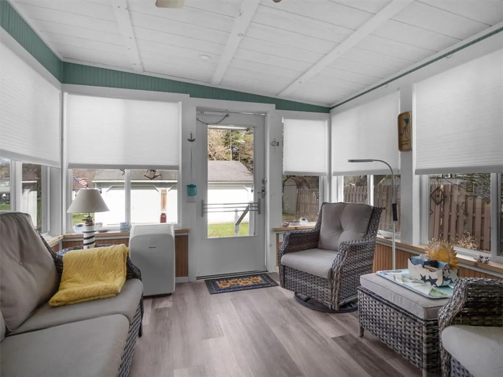 10340 Oregon Avenue, Wolcott, New York 14590, Wolcott, New York 14590, 2 Bedroom Bedrooms, 2 Room Rooms,1 BathroomBathrooms,Residential,For Sale,10340 Oregon Avenue, Wolcott, New York 14590,0,R1673544